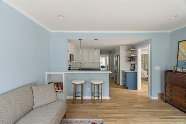 44 Floret Cir 44, Hingham, MA 02043