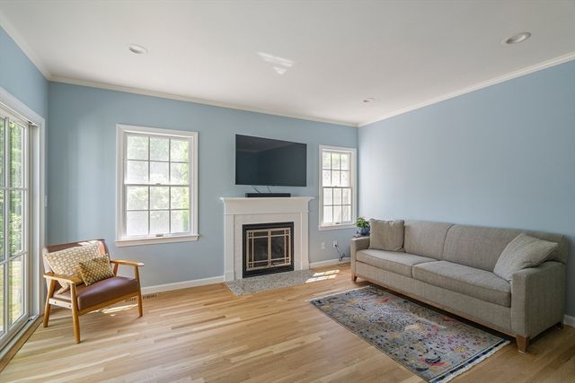 44 Floret Cir 44, Hingham, MA 02043