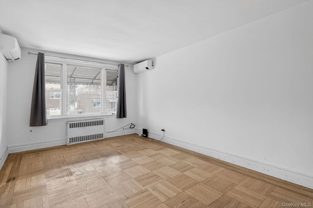 4817 Wilder Avenue, Bronx, NY 10470