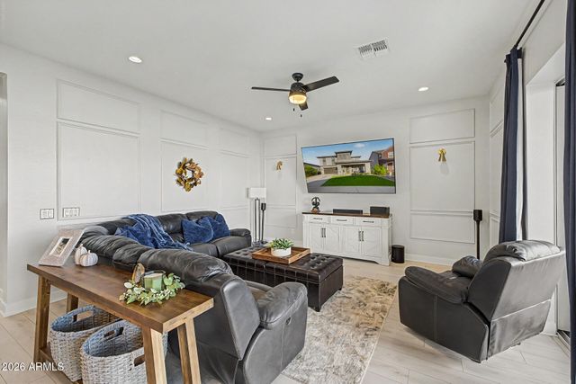 35501 N TIN Court, San Tan Valley, AZ 85144