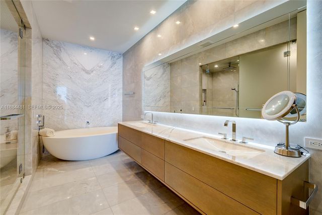 18501 Collins Avenue 5001, Sunny Isles Beach, FL 33160