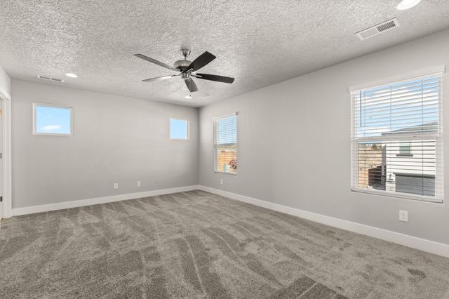 1882 Sunrise Lane SE, Rio Rancho, NM 87124