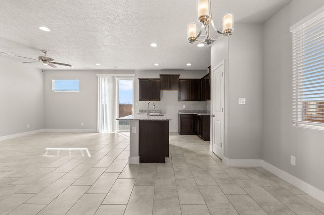 1882 Sunrise Lane SE, Rio Rancho, NM 87124