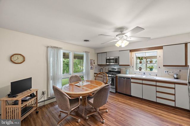 3307 HERITAGE DR, Wilmington, DE 19808