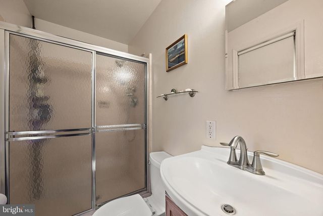 3307 HERITAGE DR, Wilmington, DE 19808