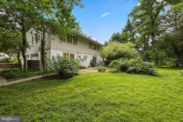 3307 HERITAGE DR, Wilmington, DE 19808