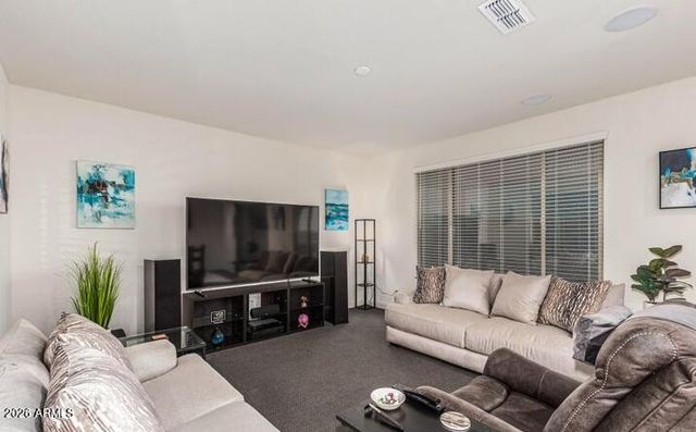 8210 W NOBLE PRAIRIE Way, Florence, AZ 85132