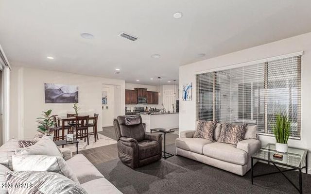 8210 W NOBLE PRAIRIE Way, Florence, AZ 85132