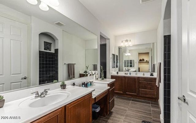 8210 W NOBLE PRAIRIE Way, Florence, AZ 85132