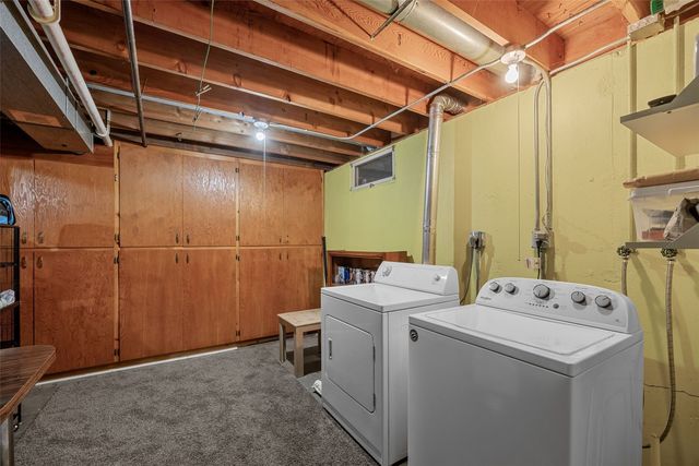 205 26th Avenue SW, Cedar Rapids, IA 52404