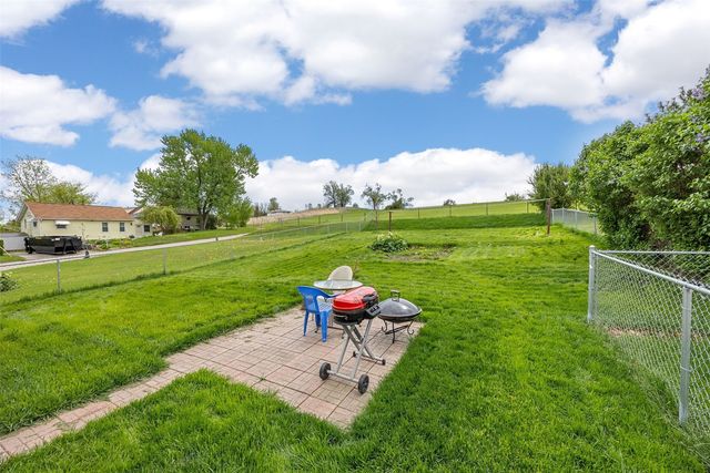 205 26th Avenue SW, Cedar Rapids, IA 52404