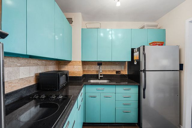 3600 N Lake Shore Drive 2122, Chicago, IL 60613