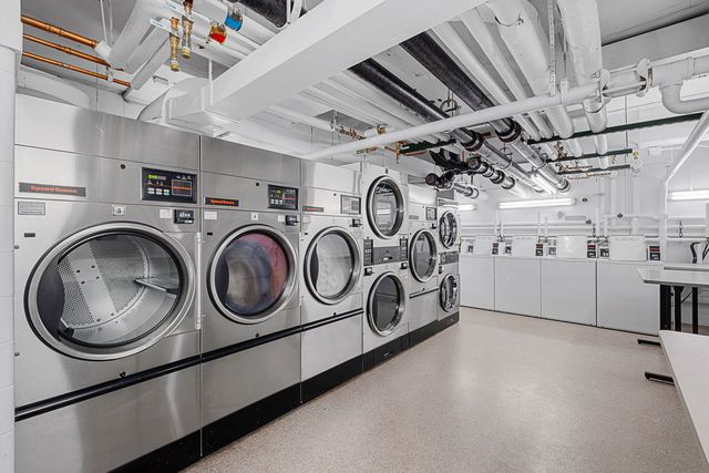 3600 N Lake Shore Drive 2122, Chicago, IL 60613