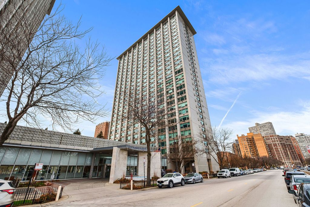 3600 N Lake Shore Drive 2122, Chicago, IL 60613