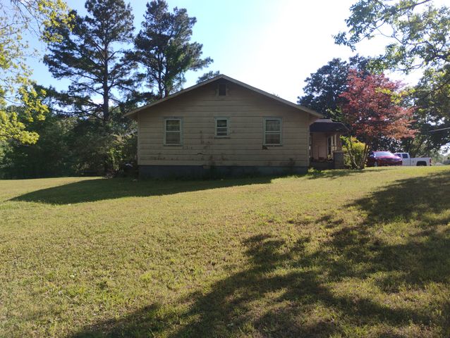 814 Pisgah Rd, N, Eads, TN 38028