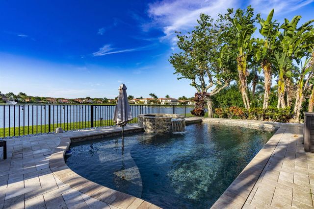 10551 Long Leaf Lane, Wellington, FL 33414