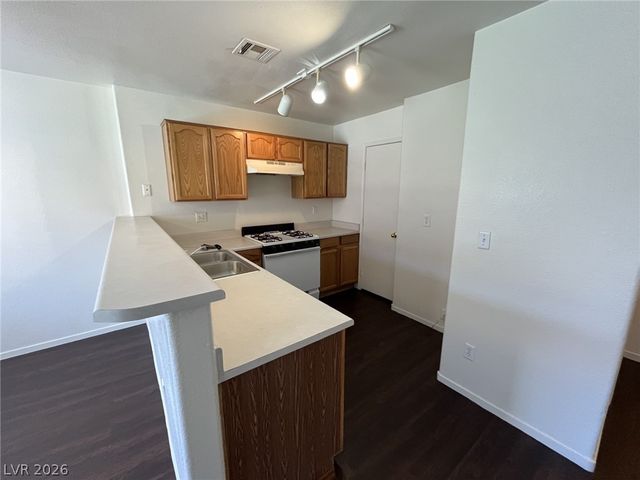 2525 Sierra Bello Avenue 105, Las Vegas, NV 89106