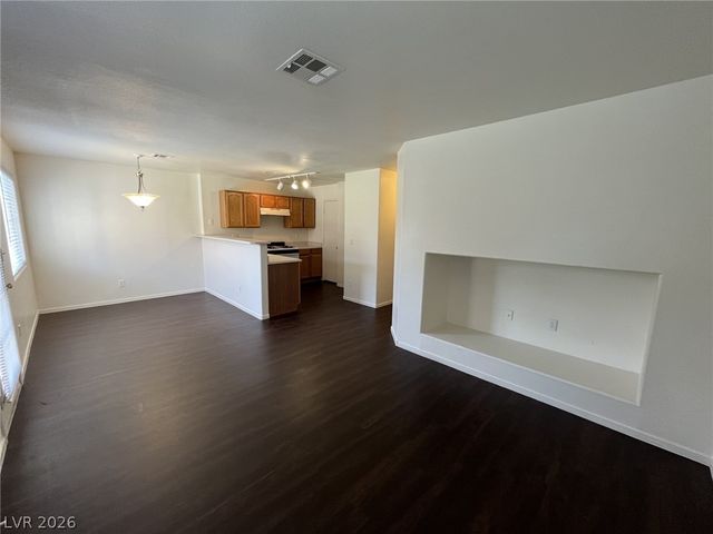 2525 Sierra Bello Avenue 105, Las Vegas, NV 89106