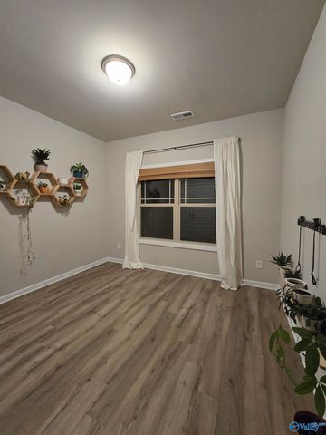 120 Pomelo Street, Huntsville, AL 35811