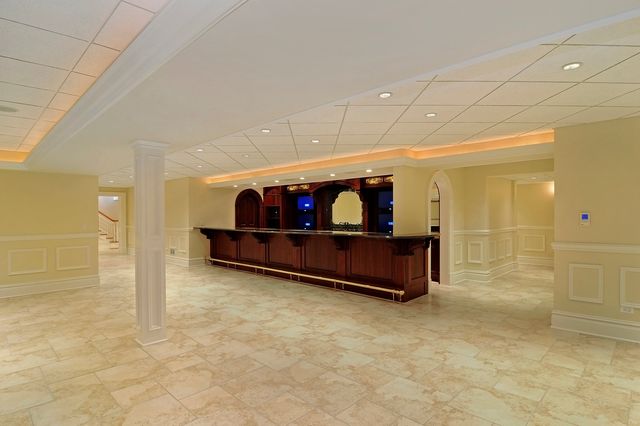 344 Old Sutton Road, Barrington, IL 60010