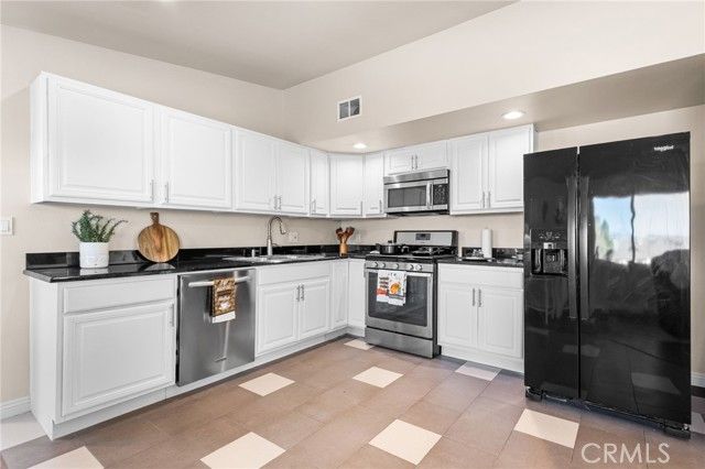 60325 Natoma, Joshua Tree, CA 92252