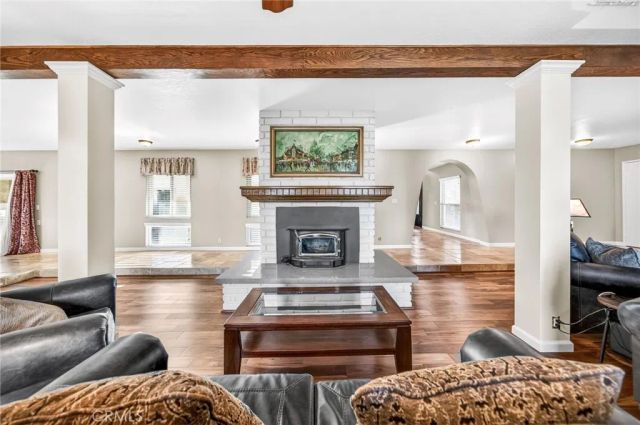 9312 Avenida Altura Bella, Cherry Valley, CA 92223