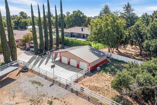 9312 Avenida Altura Bella, Cherry Valley, CA 92223