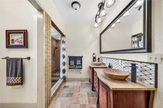 9312 Avenida Altura Bella, Cherry Valley, CA 92223