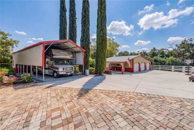 9312 Avenida Altura Bella, Cherry Valley, CA 92223