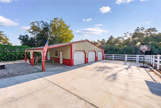 9312 Avenida Altura Bella, Cherry Valley, CA 92223