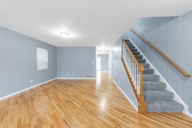9138 S Greenwood Avenue, Chicago, IL 60619
