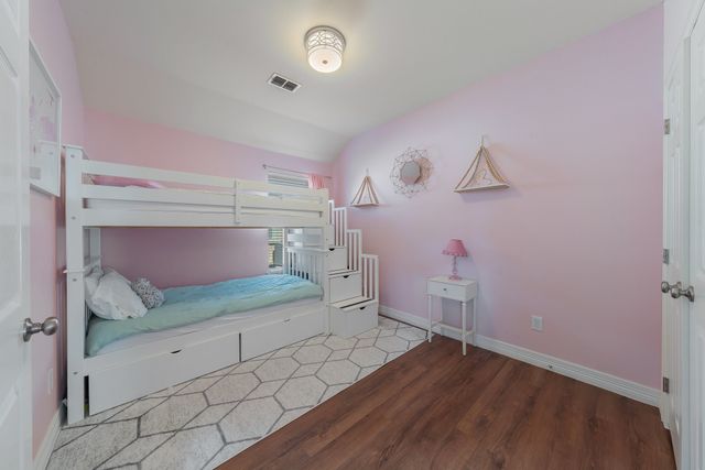 1008 Yarnell Place, Plano, TX 75094