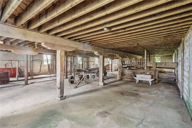 16441 Bieri Rd, Marshallville, OH 44645