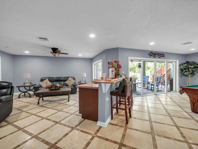 7701 Silver Oak Drive, Port St Lucie, FL 34952