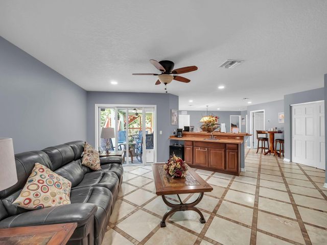 7701 Silver Oak Drive, Port St Lucie, FL 34952