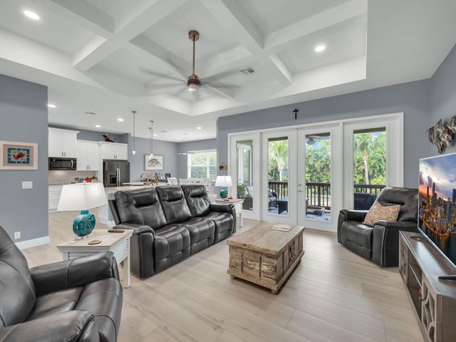 7701 Silver Oak Drive, Port St Lucie, FL 34952