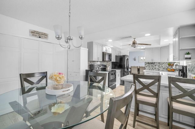 9591 Park Row, Boca Raton, FL 33428