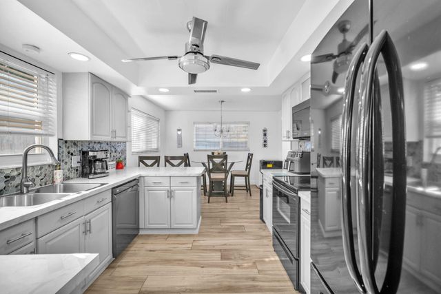 9591 Park Row, Boca Raton, FL 33428