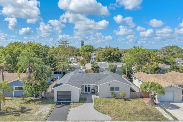 9591 Park Row, Boca Raton, FL 33428