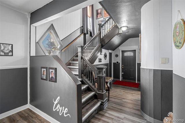 1003 Church Street, Flint, MI 48502