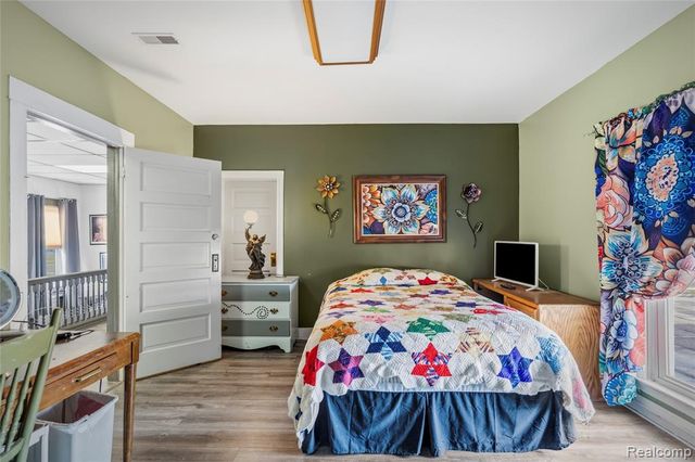 1003 Church Street, Flint, MI 48502