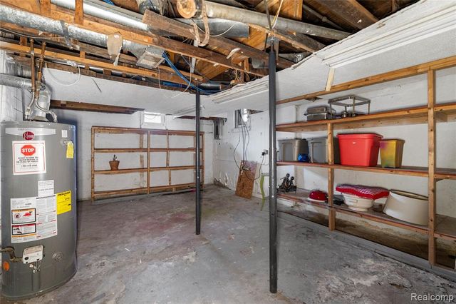 1003 Church Street, Flint, MI 48502