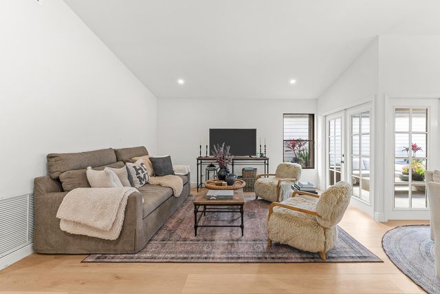 13367 Bedford Mews Court, Wellington, FL 33414