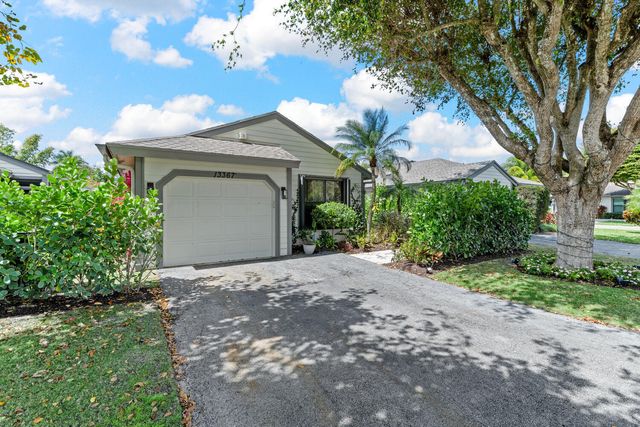 13367 Bedford Mews Court, Wellington, FL 33414