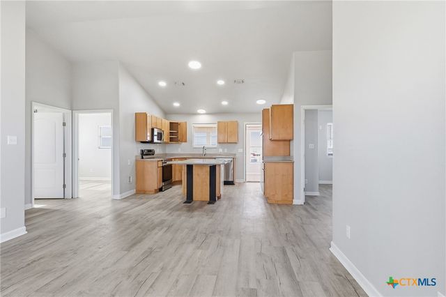 90 Bluefish Lane, Palacios, TX 77465