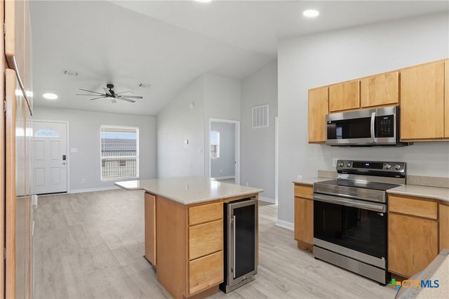 90 Bluefish Lane, Palacios, TX 77465