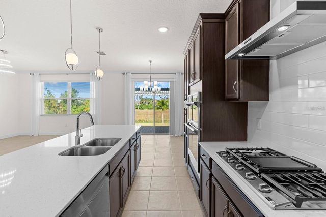 933 SIGNET DRIVE, Apollo Beach, FL 33572