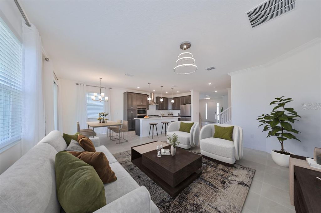 Image 4 of property listing at 933 SIGNET DRIVE, Apollo Beach, FL 33572