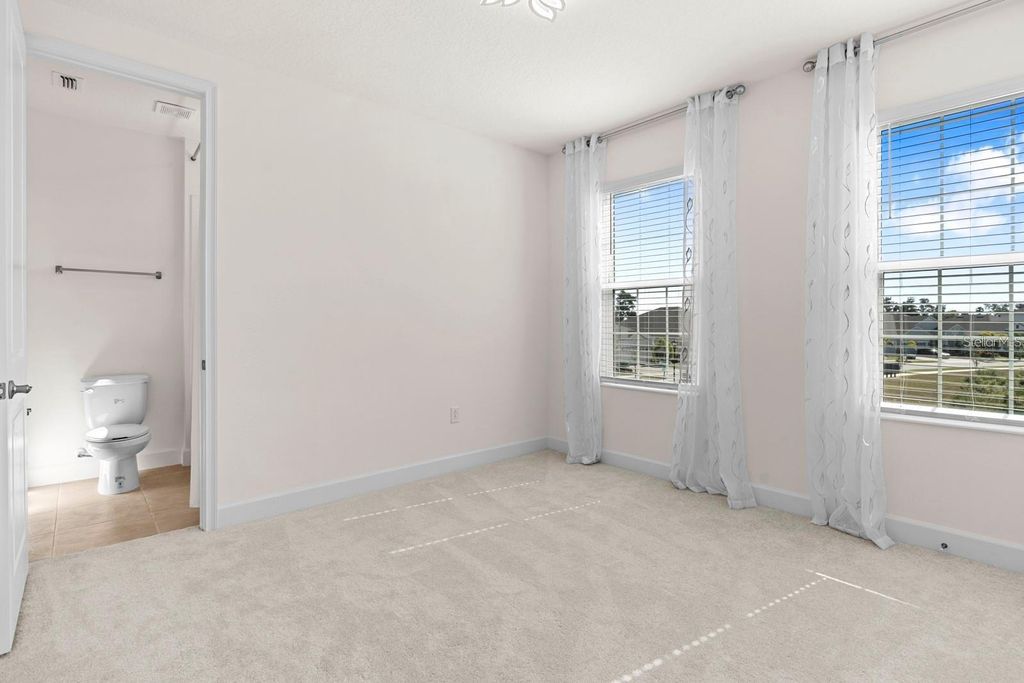 Image 42 of property listing at 933 SIGNET DRIVE, Apollo Beach, FL 33572