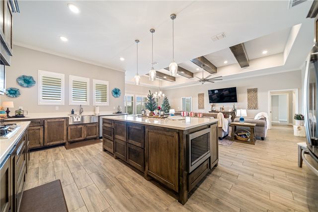 1485 Lady Claudia St, Corpus Christi, TX 78415